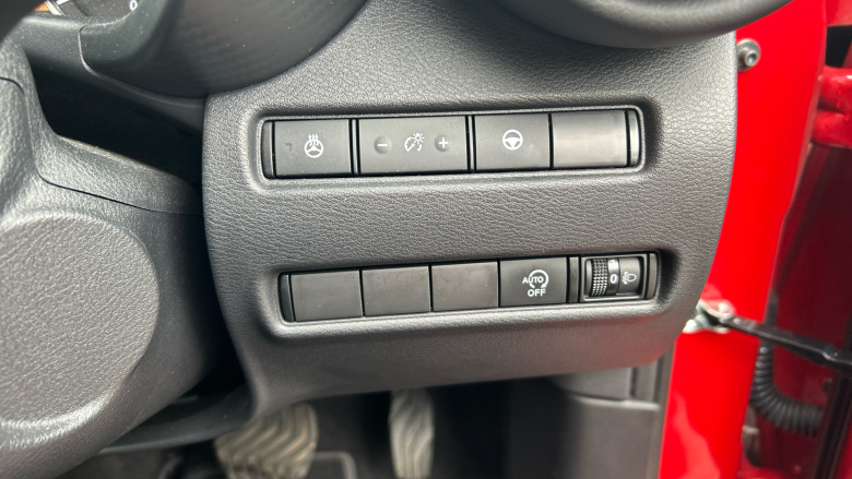 Nissan Juke 1.0 DiG-T 114 Tekna 5dr DCT Petrol Hatchback